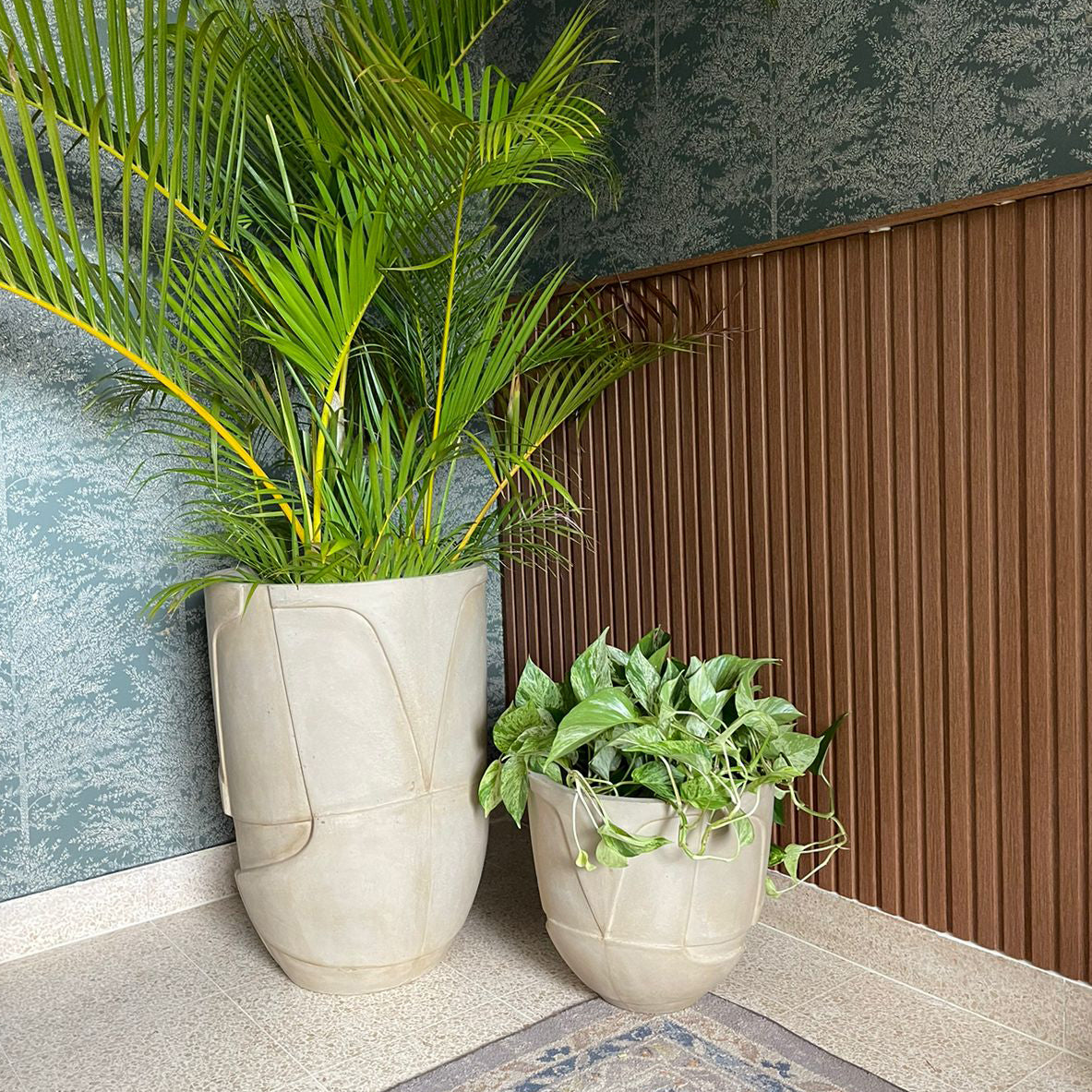 PAKIVA COLLECTION 17.0x17.0x24.5"