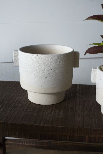 MILTON POT 6.75 X 5.75 X 5.5"