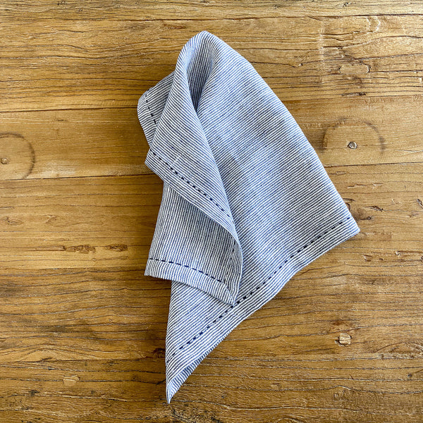 PINSTRIPED LINEN NAPKIN BLUE 18X18
