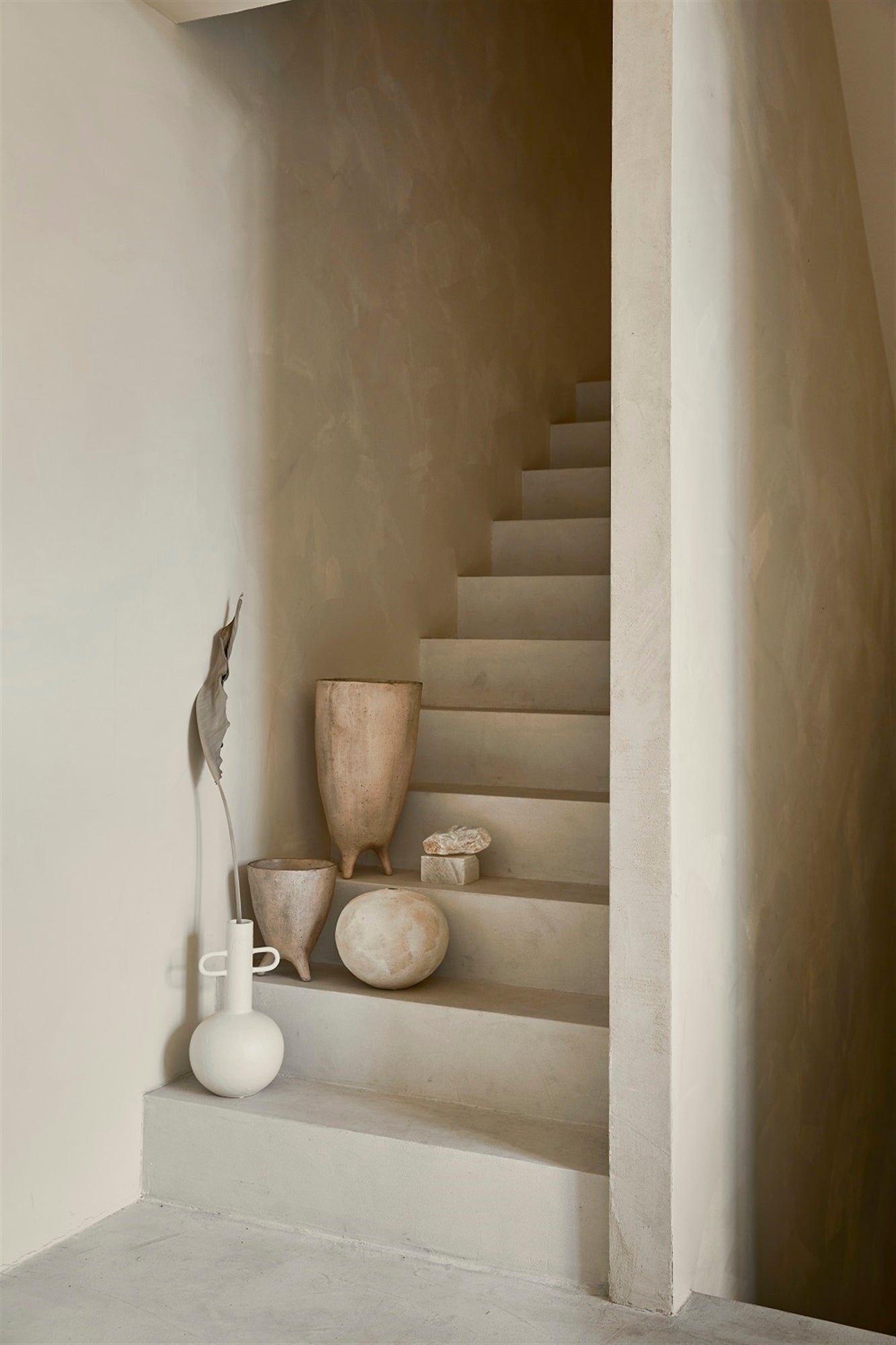 VASE KINDNESS OFF WHITE