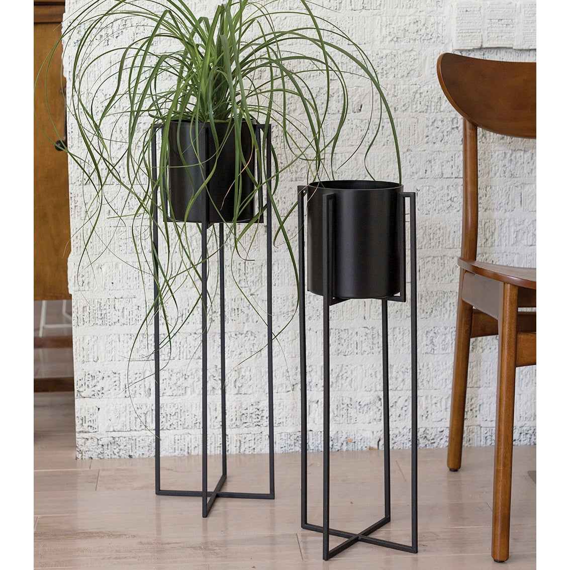 PHILO PLANT STAND 8.75"x 23.75