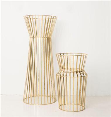 LG SOLSTICE PLANT STAND GOLD